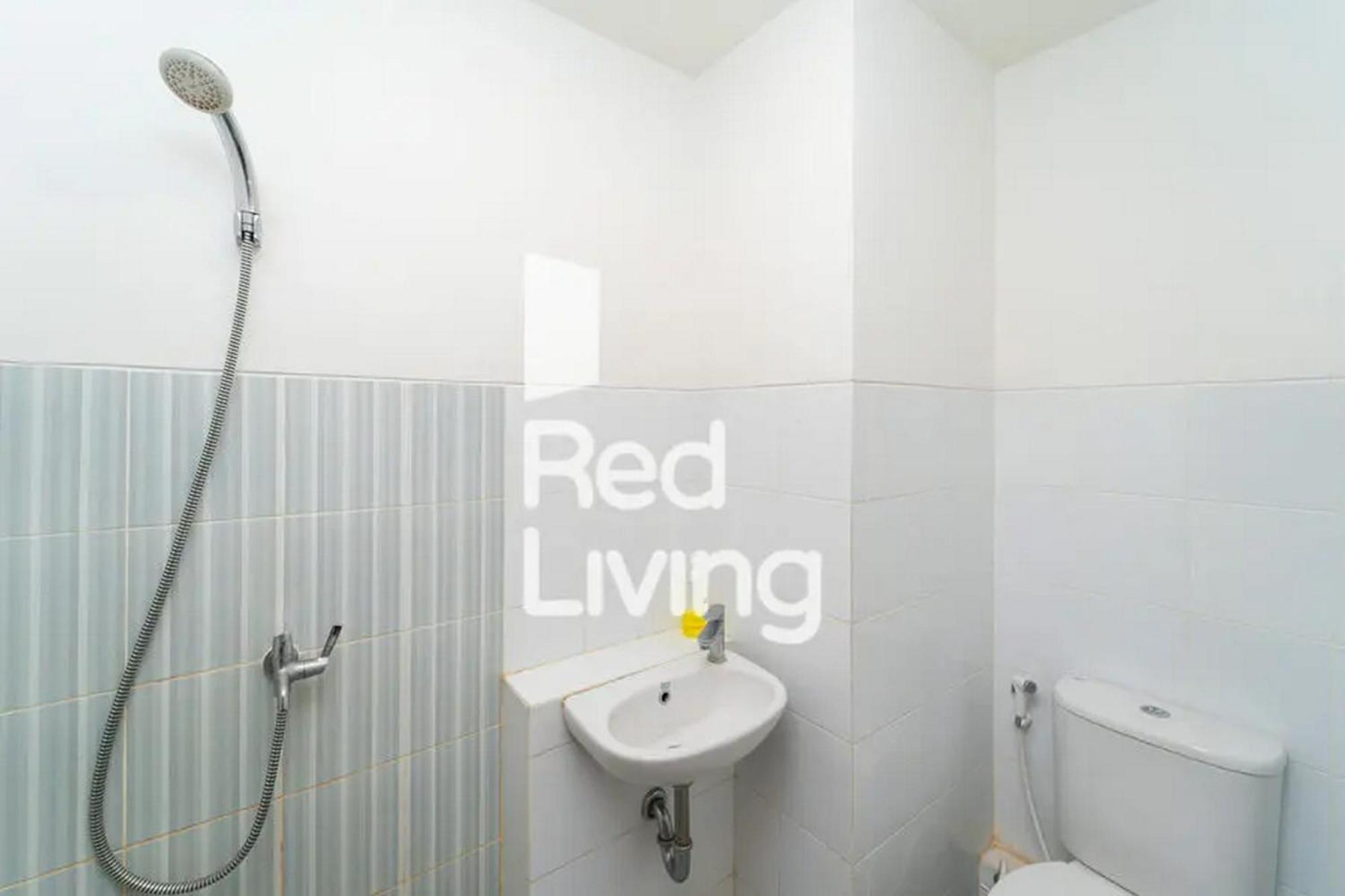 Redliving Apartemen Jp Bogor - Fix Room Kedungbadak Номер фото